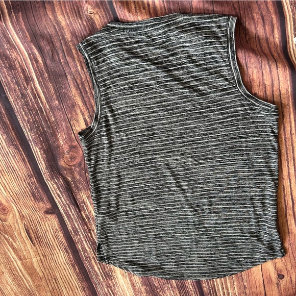 Women’s Athleta Tank Top Size M - Picture 7 of 7